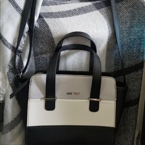Crossbody Nine West bag